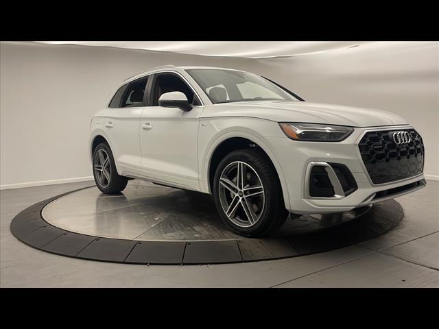 new 2024 Audi Q5 e car, priced at $67,350