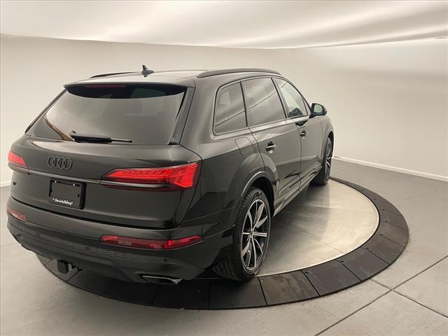 new 2025 Audi Q7 car, priced at $70,200