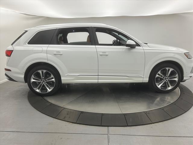 used 2024 Audi Q7 car, priced at $65,995