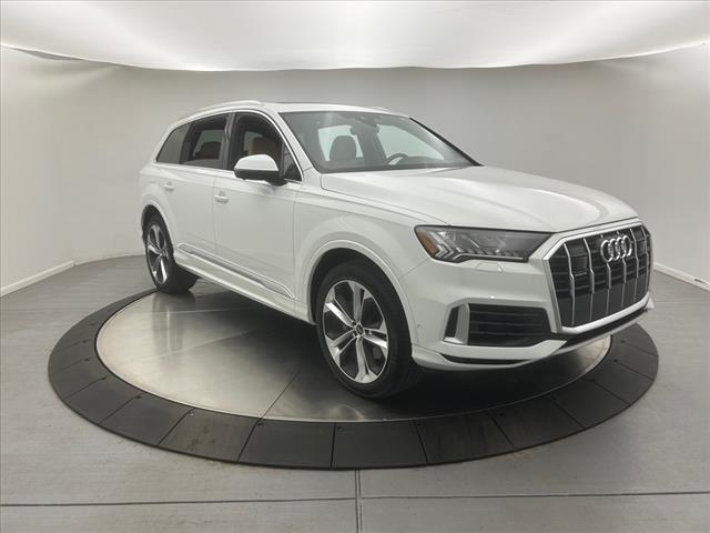 used 2024 Audi Q7 car, priced at $65,995