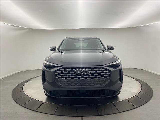 new 2025 Audi Q5 car, priced at $61,300
