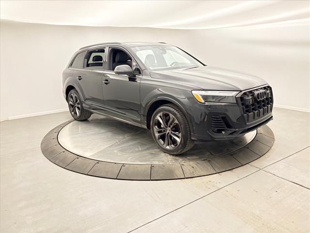 new 2025 Audi Q7 car, priced at $77,750