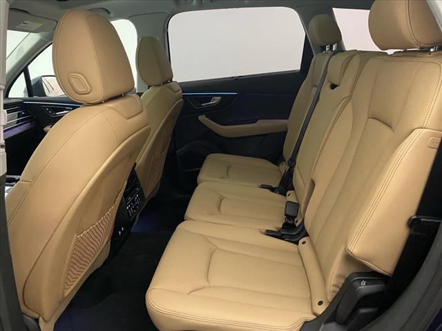 new 2025 Audi Q7 car, priced at $77,750