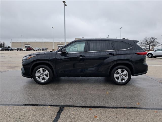 used 2023 Toyota Highlander car, priced at $32,500