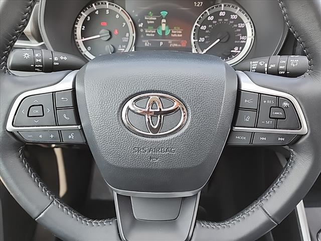 used 2024 Toyota Highlander car, priced at $40,479