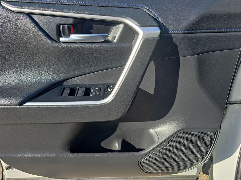 used 2020 Toyota RAV4 Hybrid car, priced at $28,611