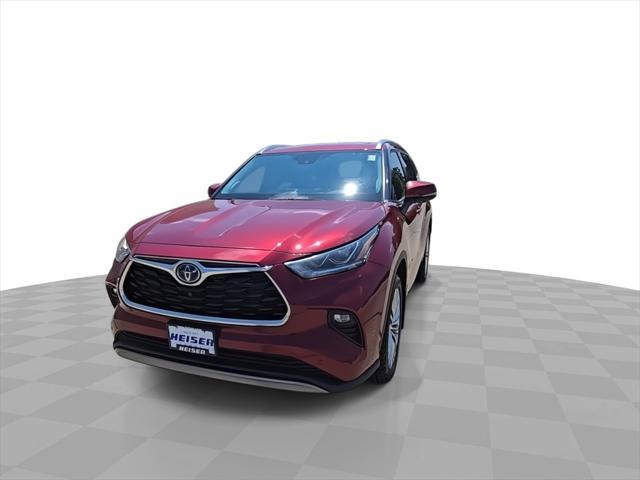 used 2024 Toyota Highlander Hybrid car, priced at $53,995