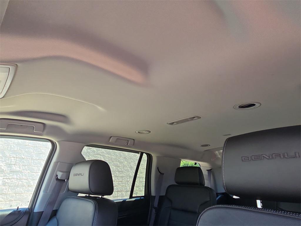 used 2016 GMC Yukon car, priced at $18,888