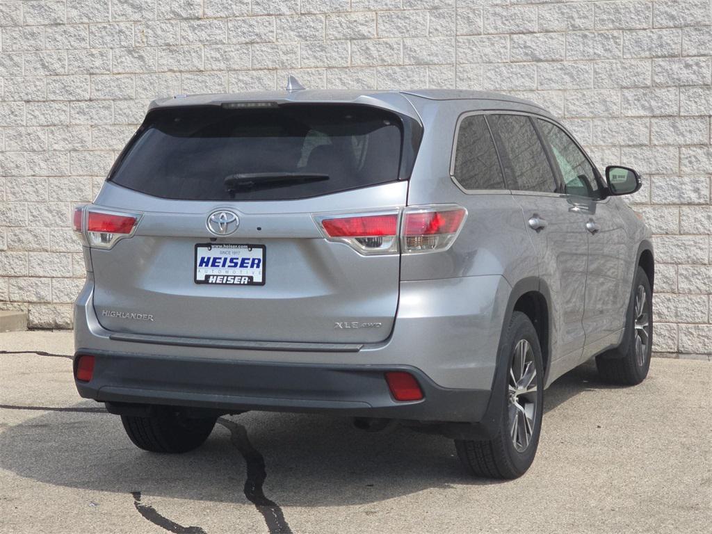 used 2016 Toyota Highlander car, priced at $16,777
