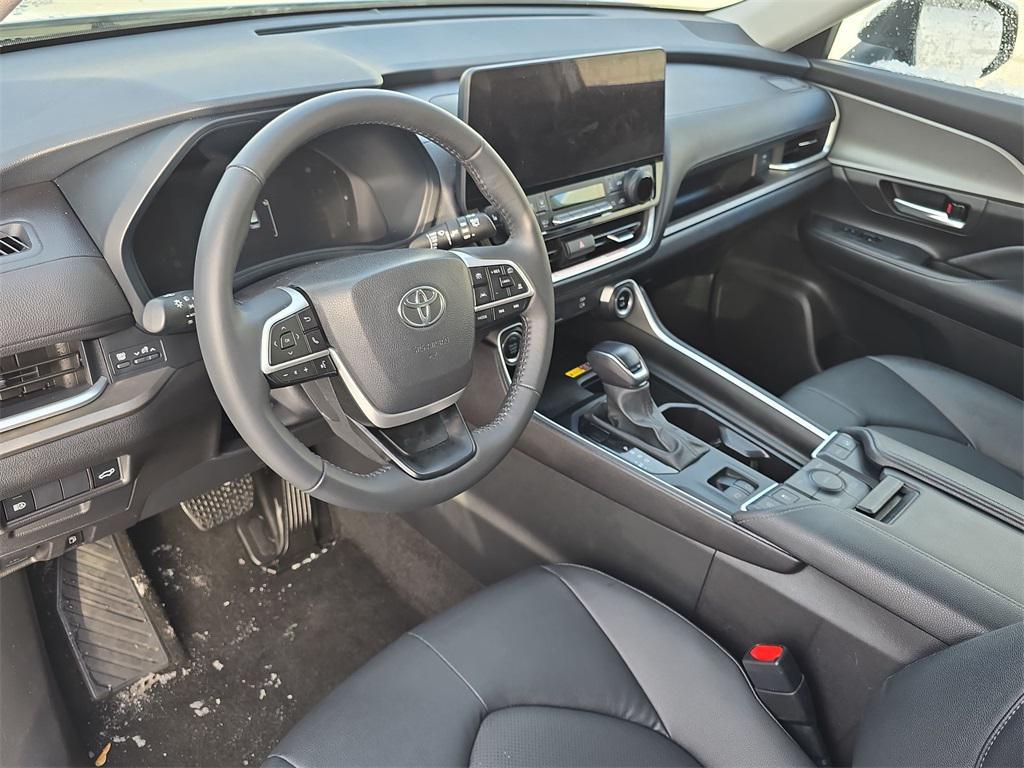 used 2025 Toyota Grand Highlander car, priced at $44,444