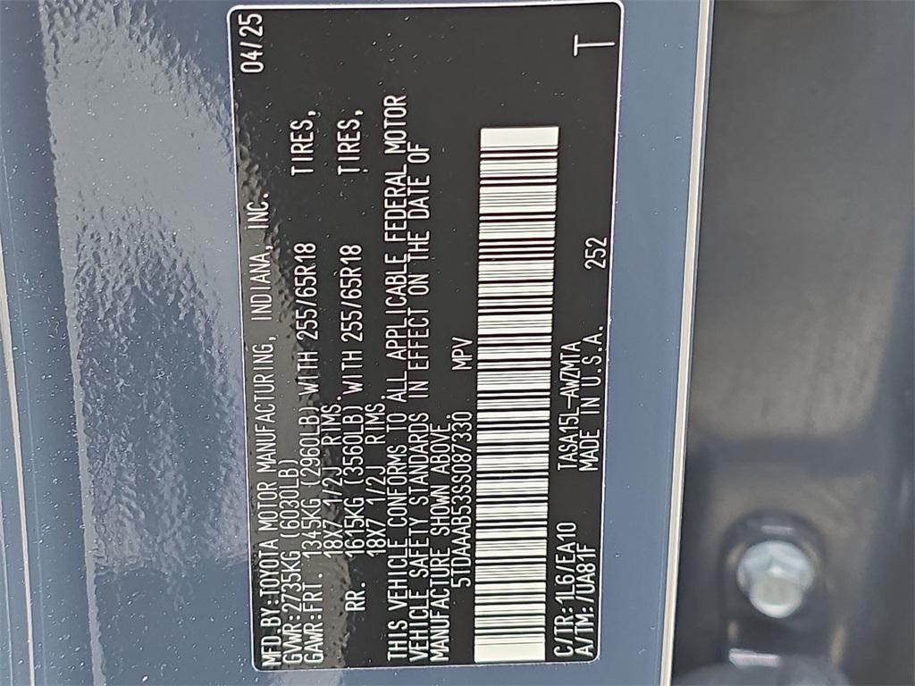 used 2025 Toyota Grand Highlander car, priced at $47,134