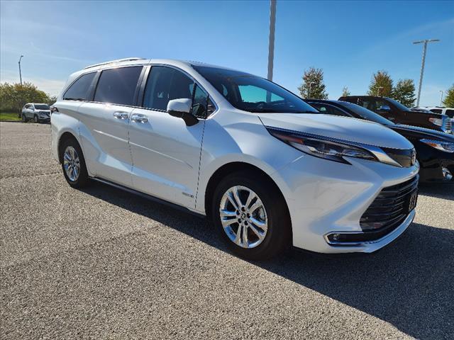 used 2021 Toyota Sienna car, priced at $52,739