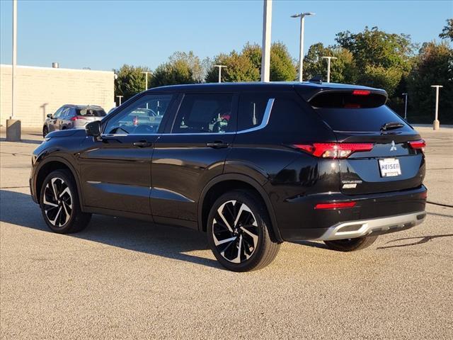 used 2023 Mitsubishi Outlander car, priced at $23,960