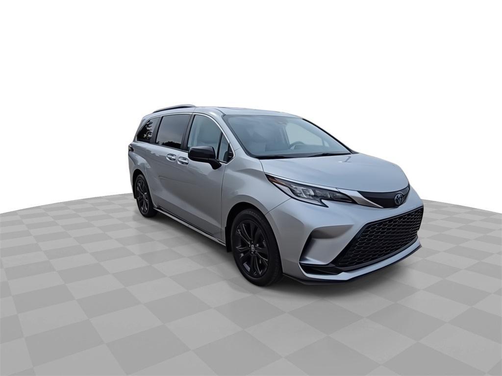 used 2022 Toyota Sienna car, priced at $42,720