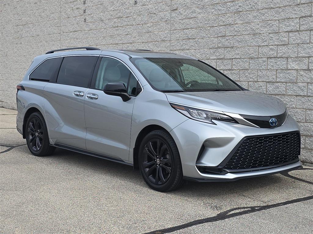 used 2022 Toyota Sienna car, priced at $42,720