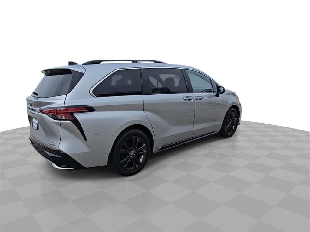 used 2022 Toyota Sienna car, priced at $42,720