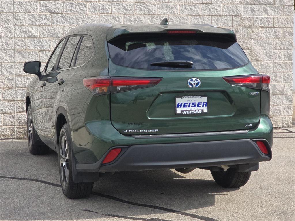 used 2024 Toyota Highlander Hybrid car, priced at $42,500