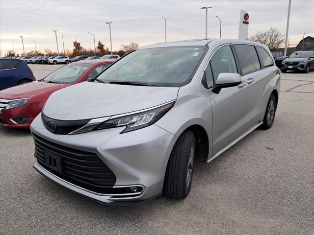 used 2023 Toyota Sienna car, priced at $43,995