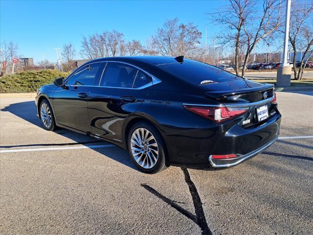 used 2020 Lexus ES 300h car, priced at $32,909