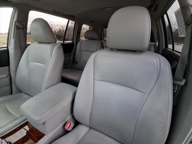 used 2013 Toyota Highlander car, priced at $16,950