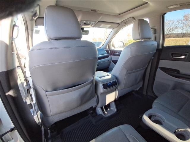 used 2018 Toyota Highlander car, priced at $21,995