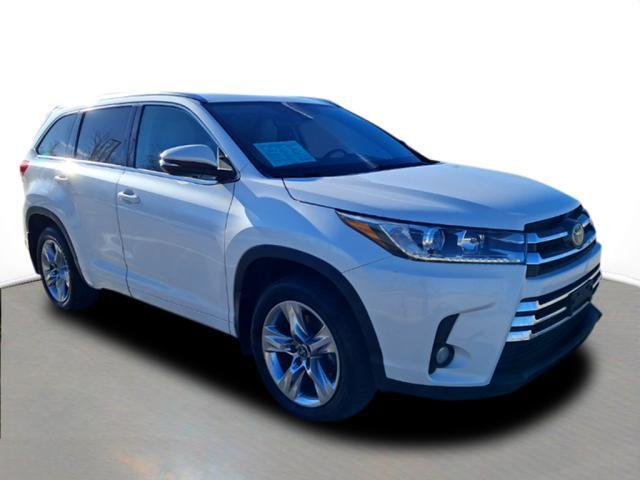 used 2018 Toyota Highlander car, priced at $21,995