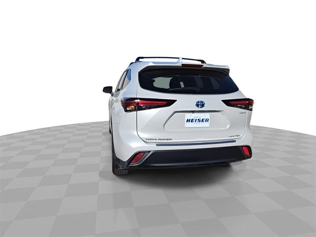 used 2024 Toyota Highlander Hybrid car, priced at $49,743