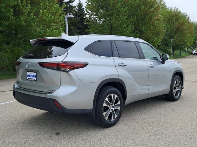 used 2024 Toyota Highlander car, priced at $42,768