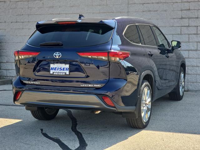 used 2021 Toyota Highlander car, priced at $31,374