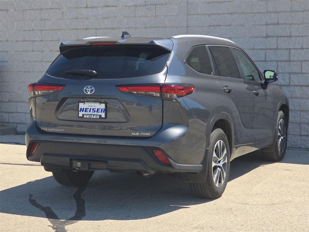 used 2023 Toyota Highlander car, priced at $39,168