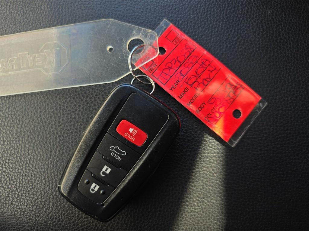 used 2022 Toyota RAV4 Hybrid car, priced at $33,031