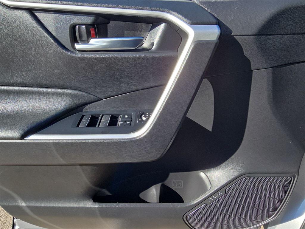 used 2022 Toyota RAV4 Hybrid car, priced at $32,797