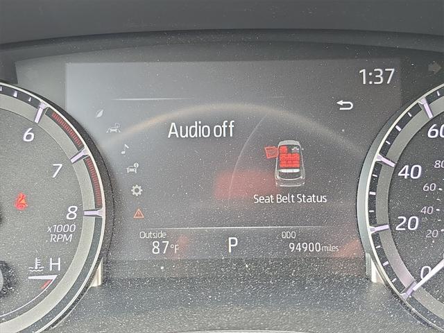 used 2023 Toyota Highlander car, priced at $34,995