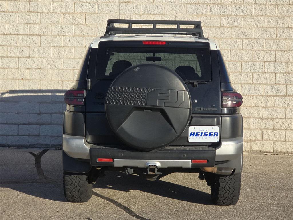 used 2007 Toyota FJ Cruiser car, priced at $12,995