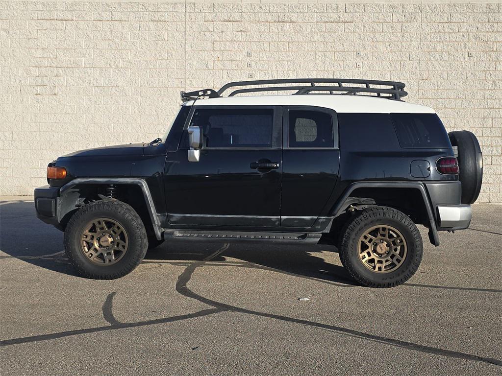 used 2007 Toyota FJ Cruiser car, priced at $12,995
