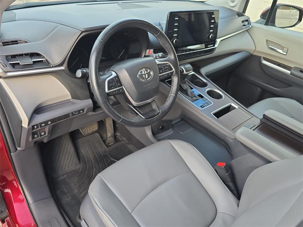 used 2021 Toyota Sienna car, priced at $31,393
