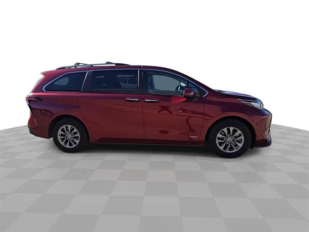 used 2021 Toyota Sienna car, priced at $31,393