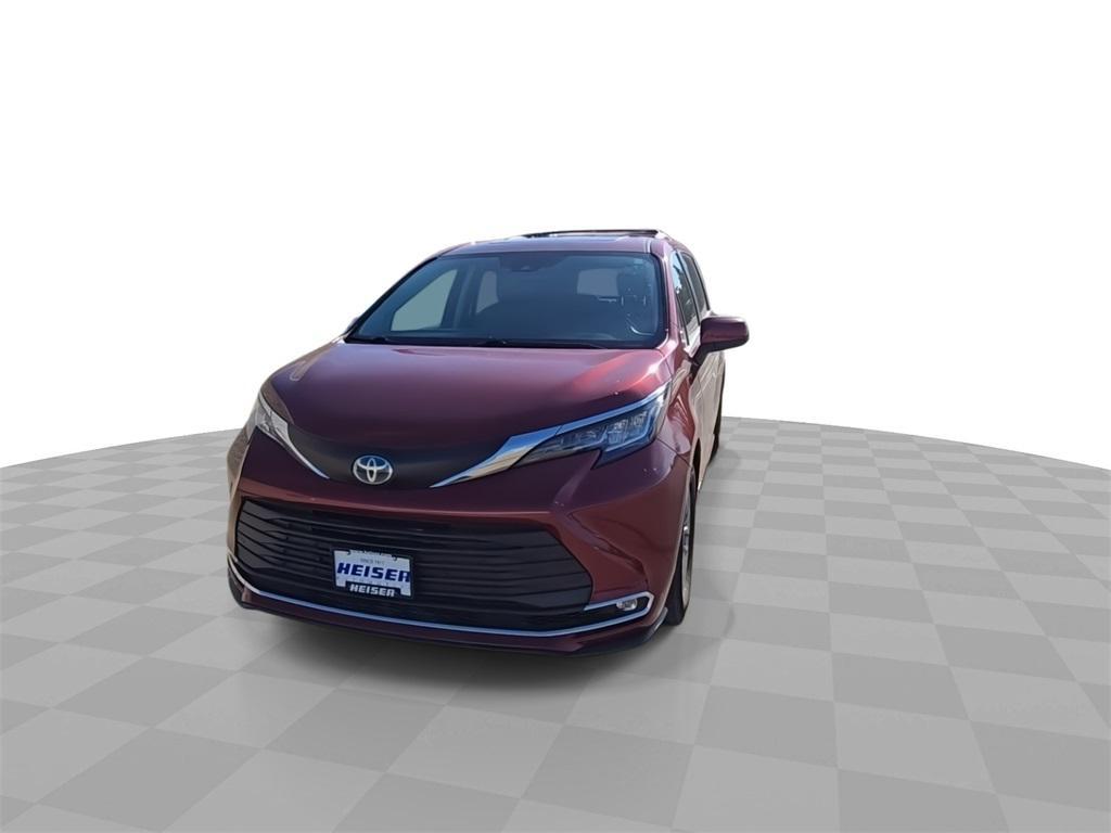 used 2021 Toyota Sienna car, priced at $31,393