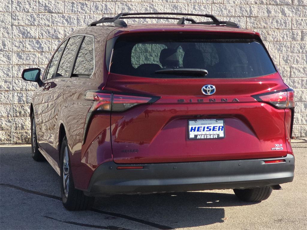 used 2021 Toyota Sienna car, priced at $31,393