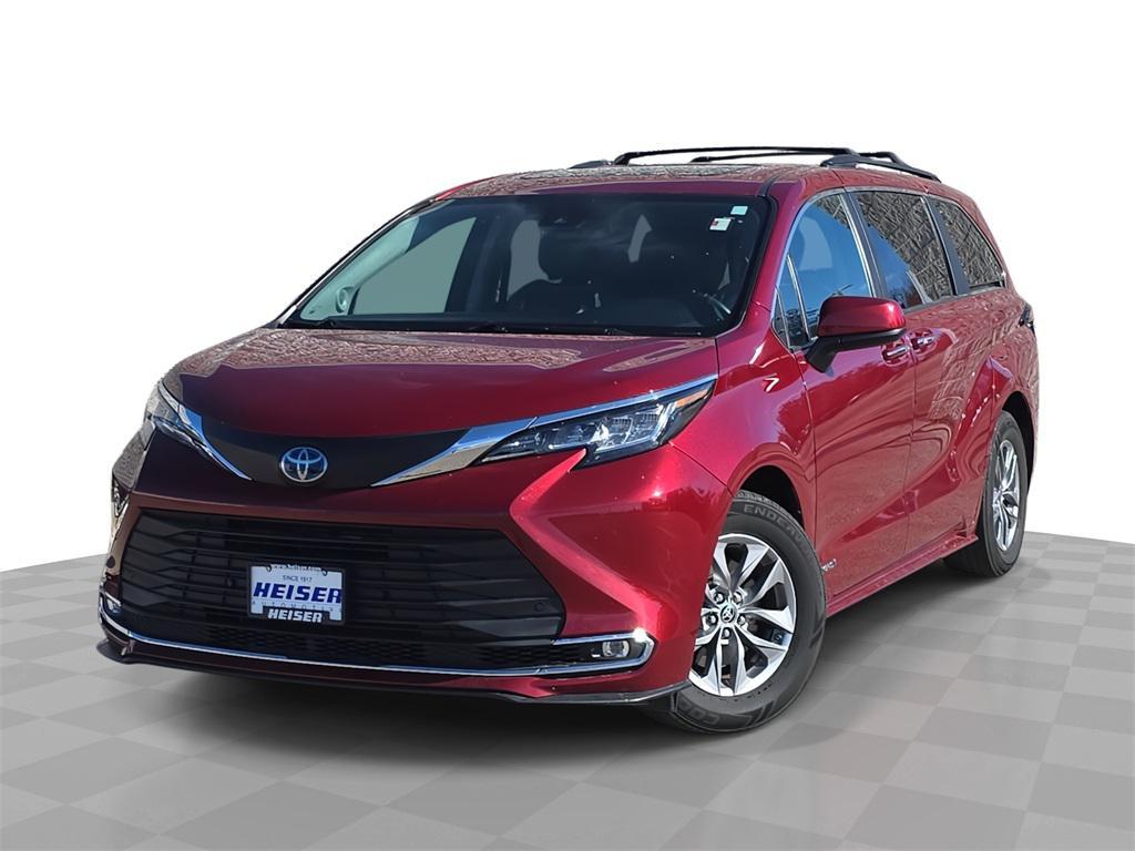used 2021 Toyota Sienna car, priced at $31,393