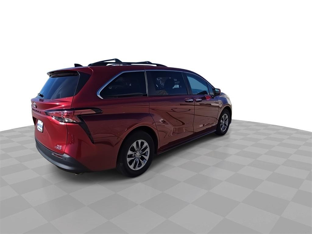 used 2021 Toyota Sienna car, priced at $31,393