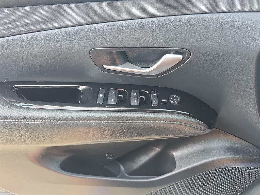 used 2022 Hyundai TUCSON Hybrid car, priced at $27,995