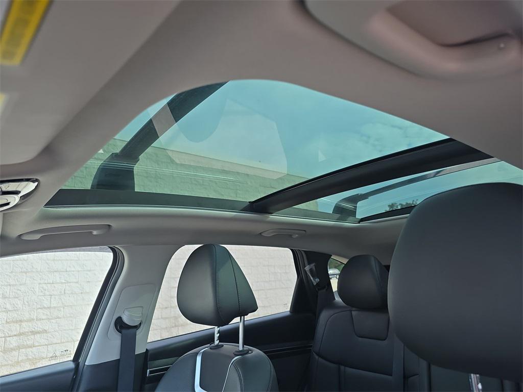 used 2022 Hyundai TUCSON Hybrid car, priced at $27,995