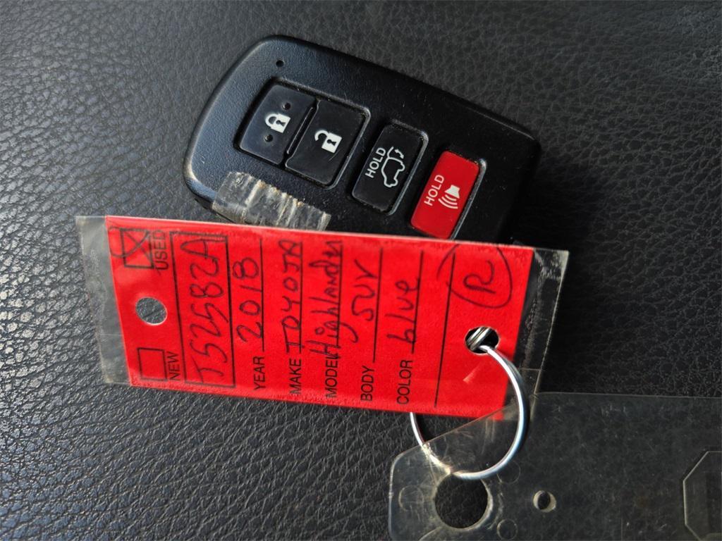 used 2018 Toyota Highlander Hybrid car, priced at $22,995
