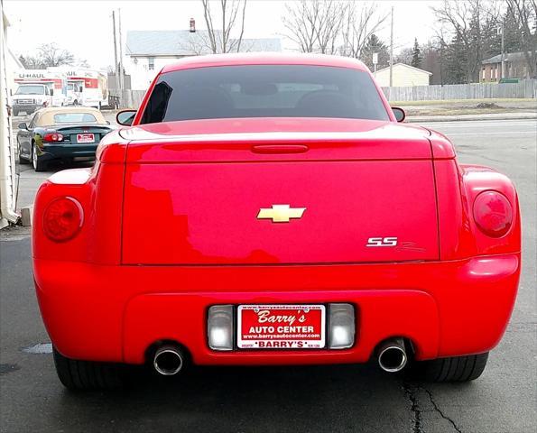 used 2004 Chevrolet SSR car, priced at $29,980