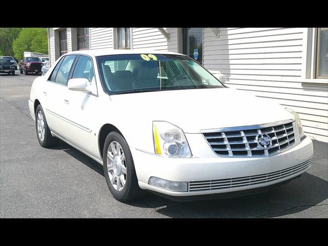 used 2009 Cadillac DTS car, priced at $10,980