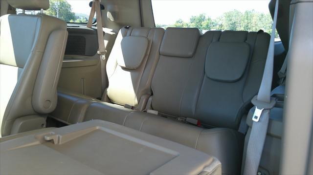 used 2012 Volkswagen Routan car, priced at $9,980