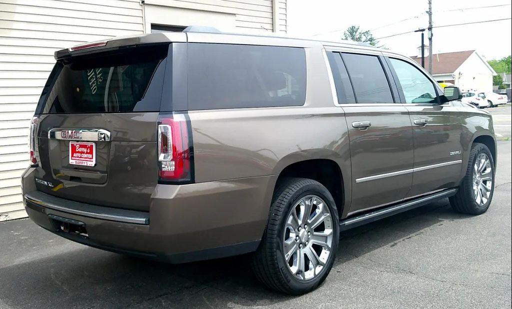 used 2015 GMC Yukon XL car, priced at $26,500