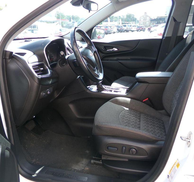 used 2023 Chevrolet Equinox car, priced at $17,980