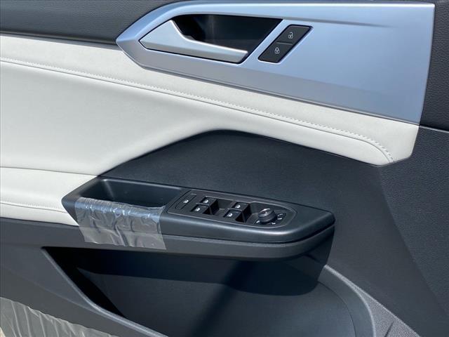 new 2025 Volkswagen Taos car, priced at $29,431